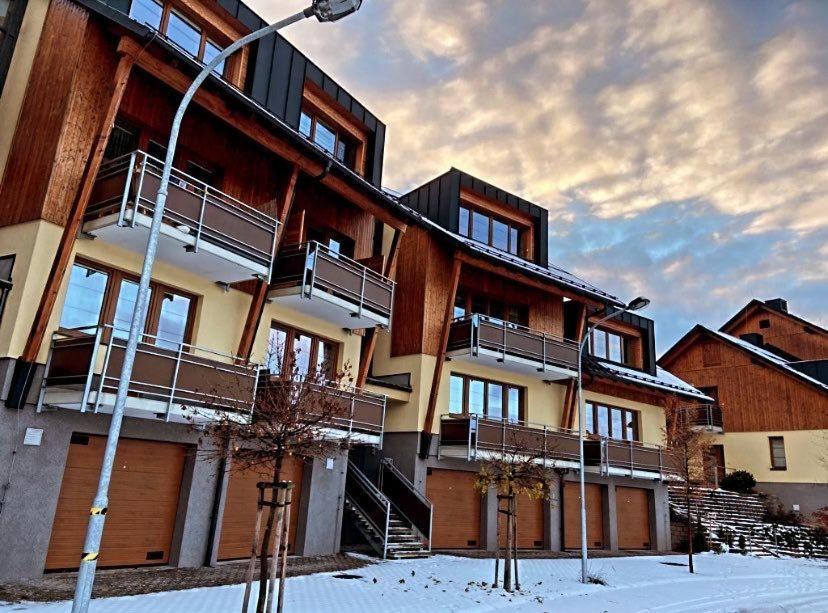 Apartman Na Vysine Apartman Vrchlabí Kültér fotó
