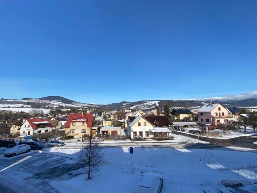 Apartman Na Vysine Apartman Vrchlabí Kültér fotó
